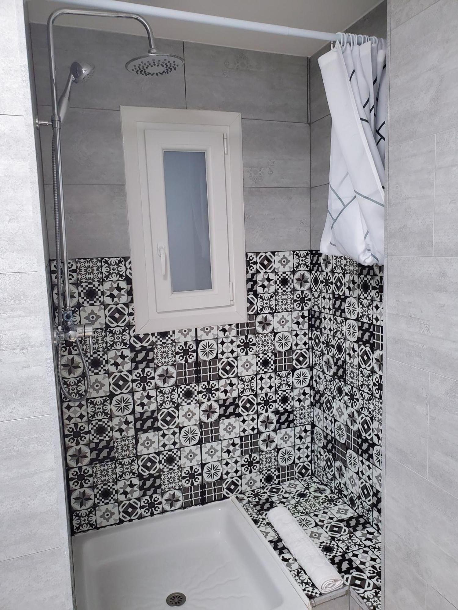 Apartamento Centrico Con Patio Privado タラゴナ エクステリア 写真